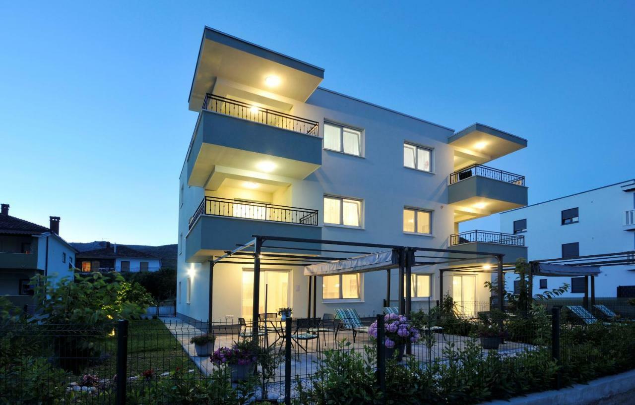 Apartments Town Трогир Экстерьер фото